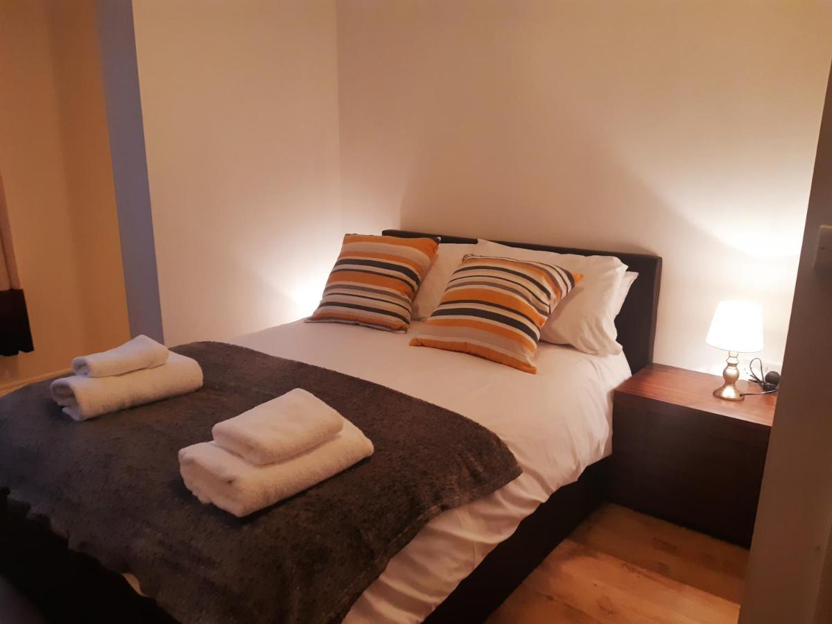 Yarmouth Apartments, Street Permit Parking, Close To Everything, Beach, Pier, Free Wifi Грейт-Ярмут Экстерьер фото