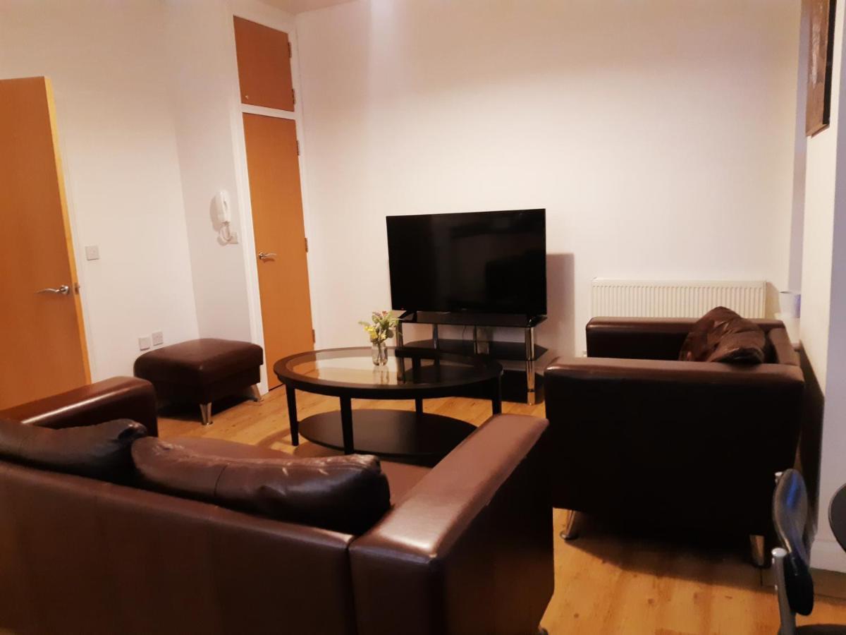 Yarmouth Apartments, Street Permit Parking, Close To Everything, Beach, Pier, Free Wifi Грейт-Ярмут Экстерьер фото