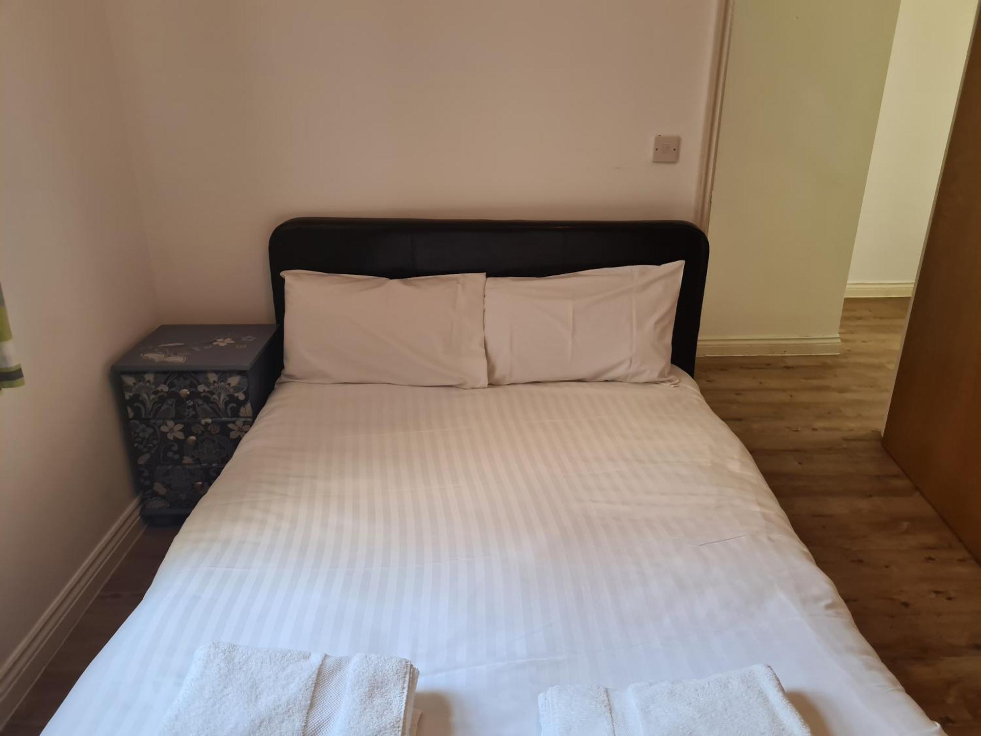 Yarmouth Apartments, Street Permit Parking, Close To Everything, Beach, Pier, Free Wifi Грейт-Ярмут Номер фото